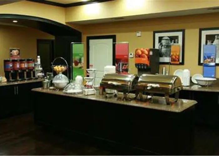 Hampton & Worth-fossil Creek 3* Fort Worth
