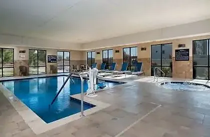 Hampton & Worth-fossil Creek Hotel
