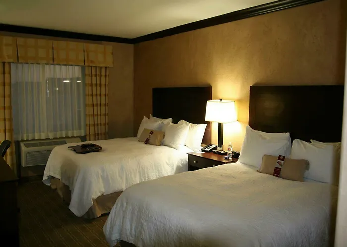 Hampton & Worth-fossil Creek Hotel 3*